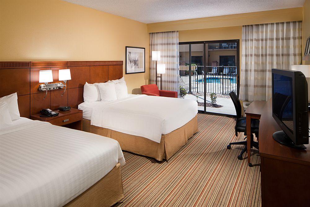Courtyard By Marriott Orlando Airport Otel Dış mekan fotoğraf