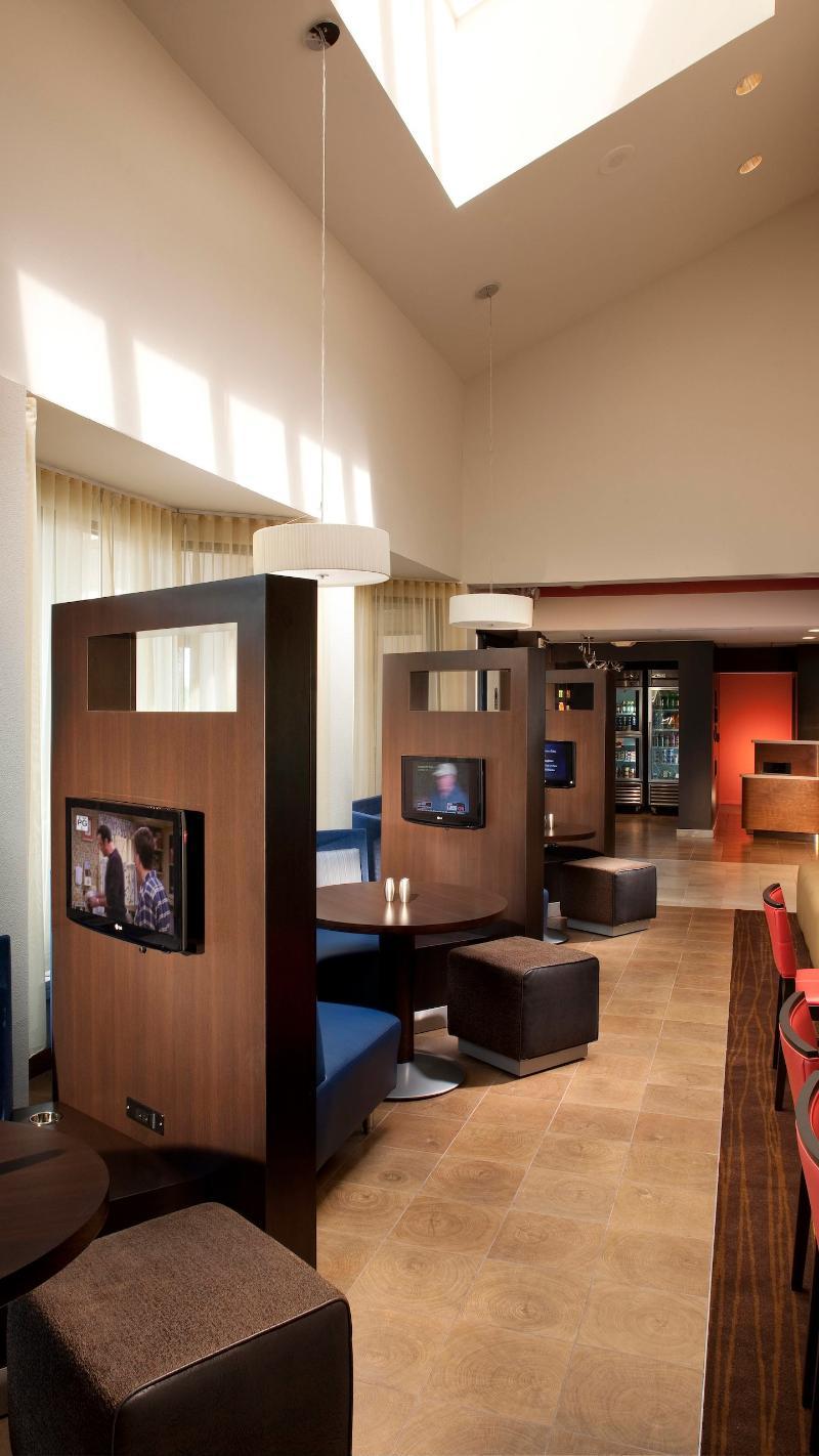 Courtyard By Marriott Orlando Airport Otel Dış mekan fotoğraf