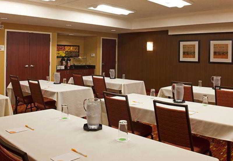Courtyard By Marriott Orlando Airport Otel Dış mekan fotoğraf